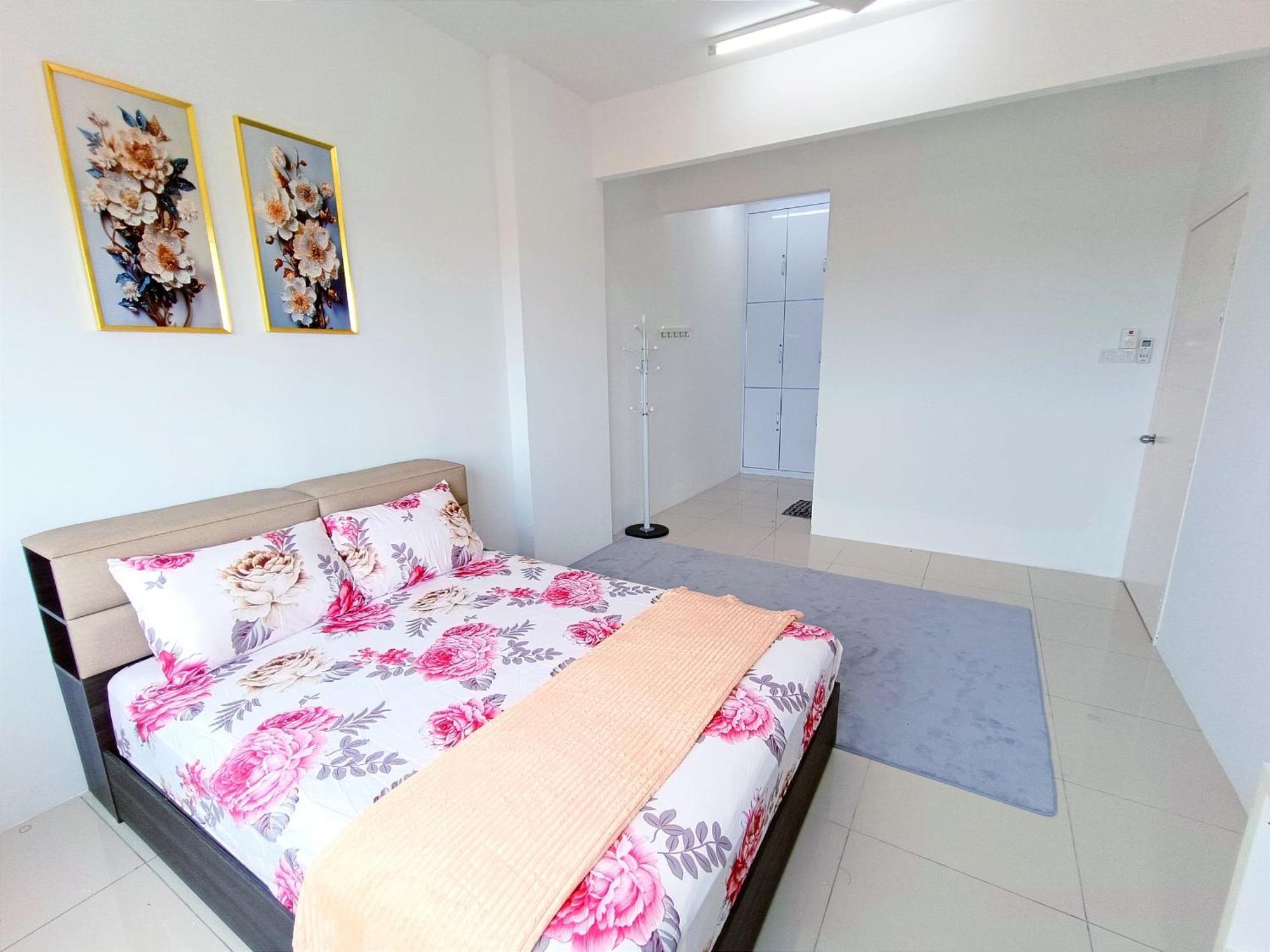 D'Luna Homestay Seaview I Sunrise View Куала Теренгану Екстериор снимка