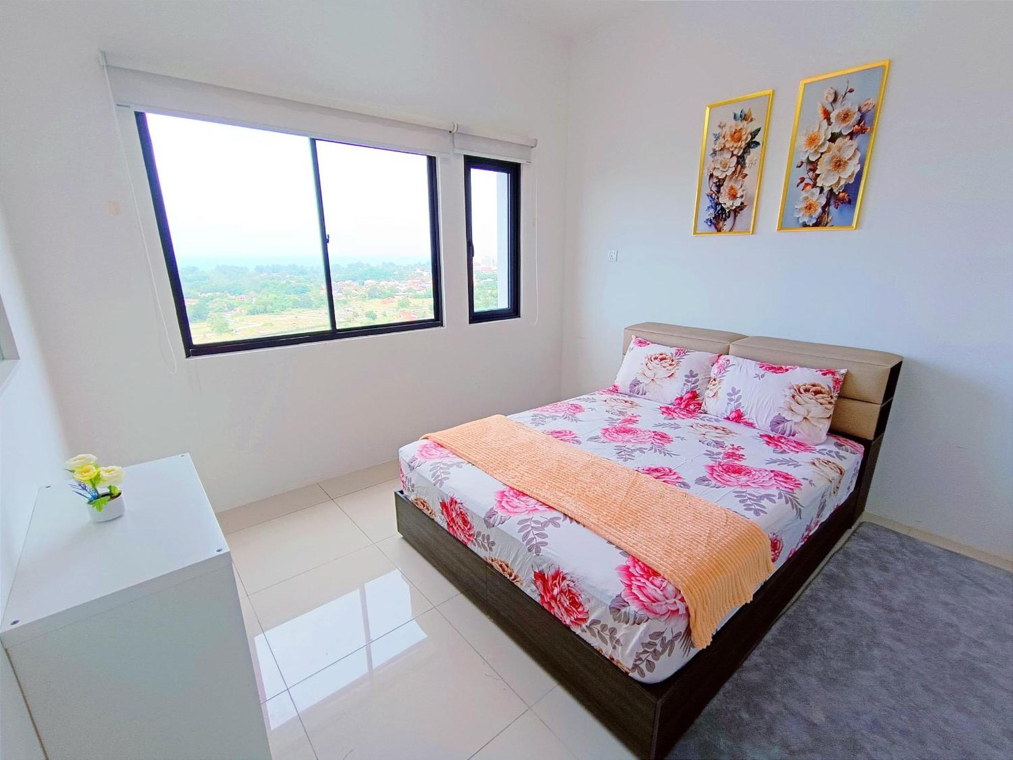 D'Luna Homestay Seaview I Sunrise View Куала Теренгану Екстериор снимка